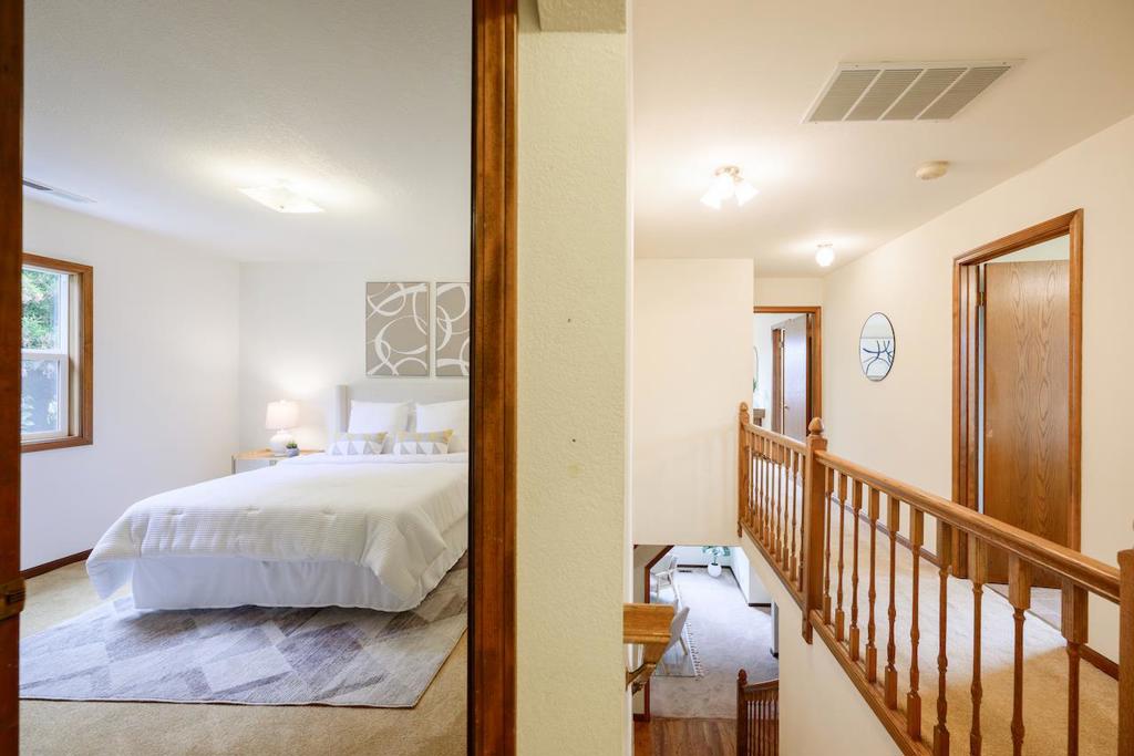 main property photo 67