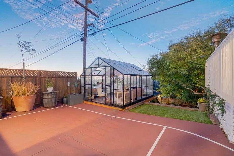main property photo 20