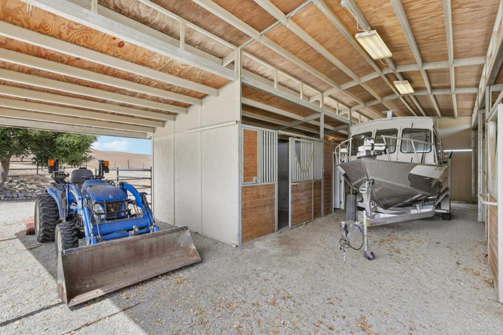main property photo 69