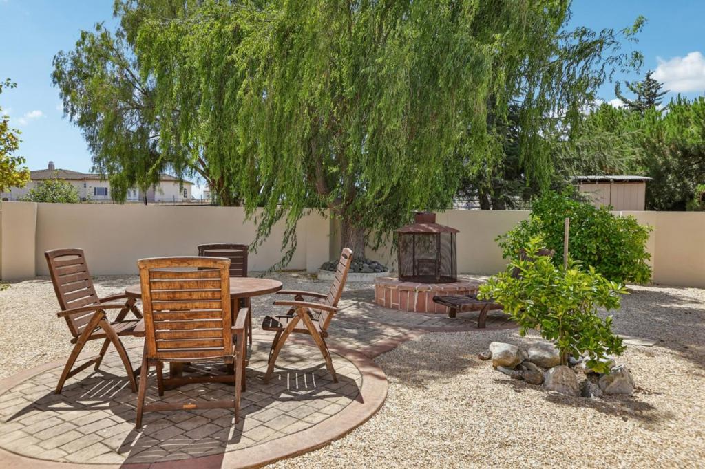main property photo 77