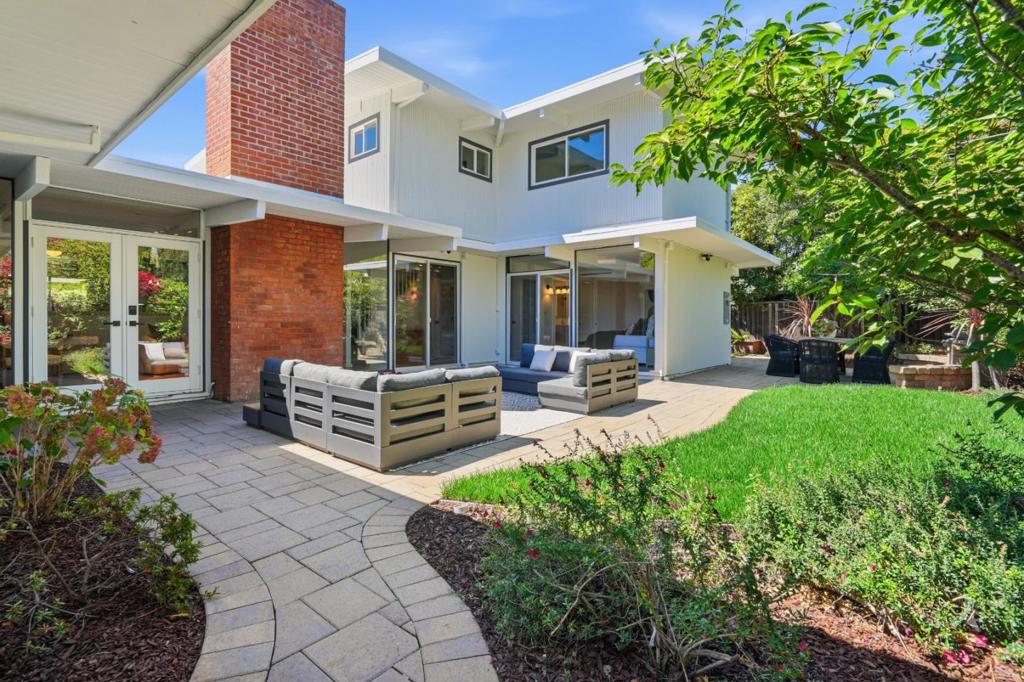main property photo 60