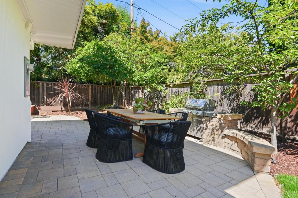 main property photo 62