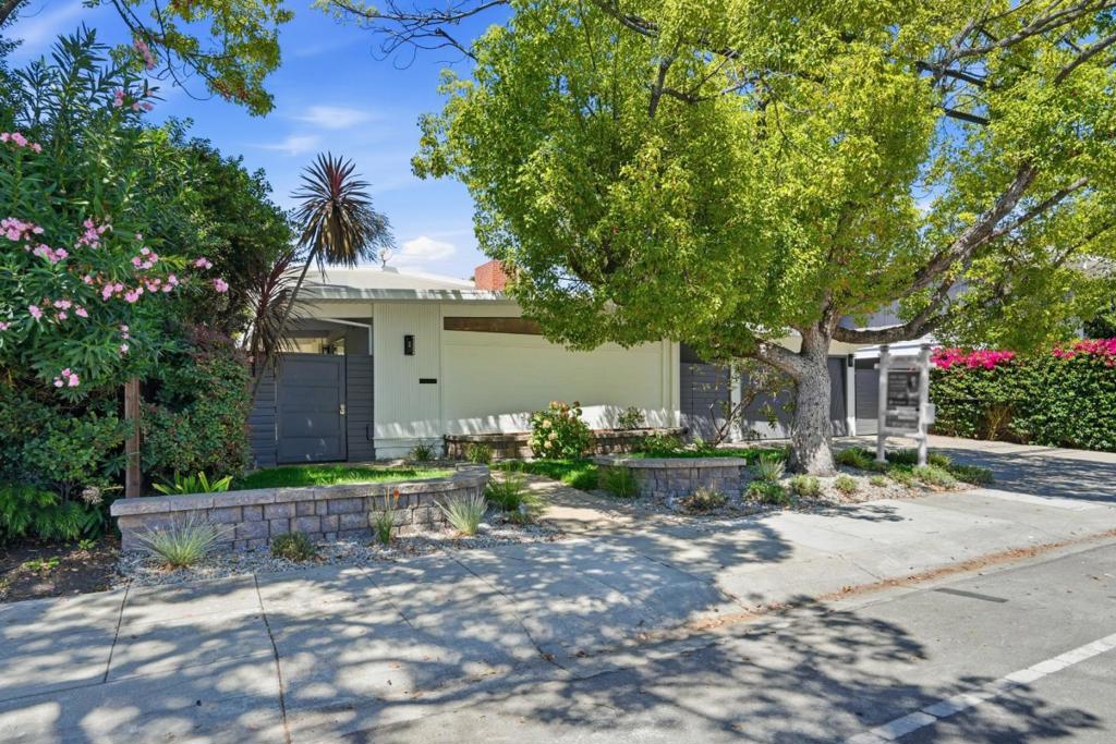 main property photo 68