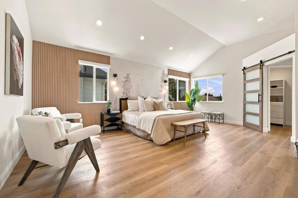 main property photo 70