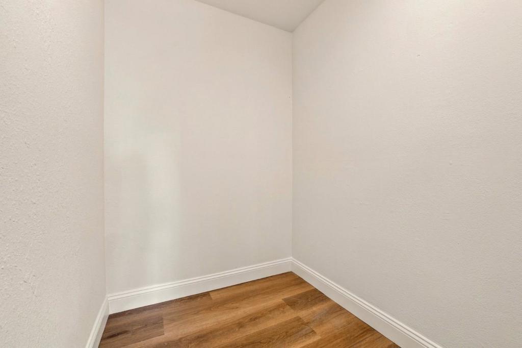 main property photo 87