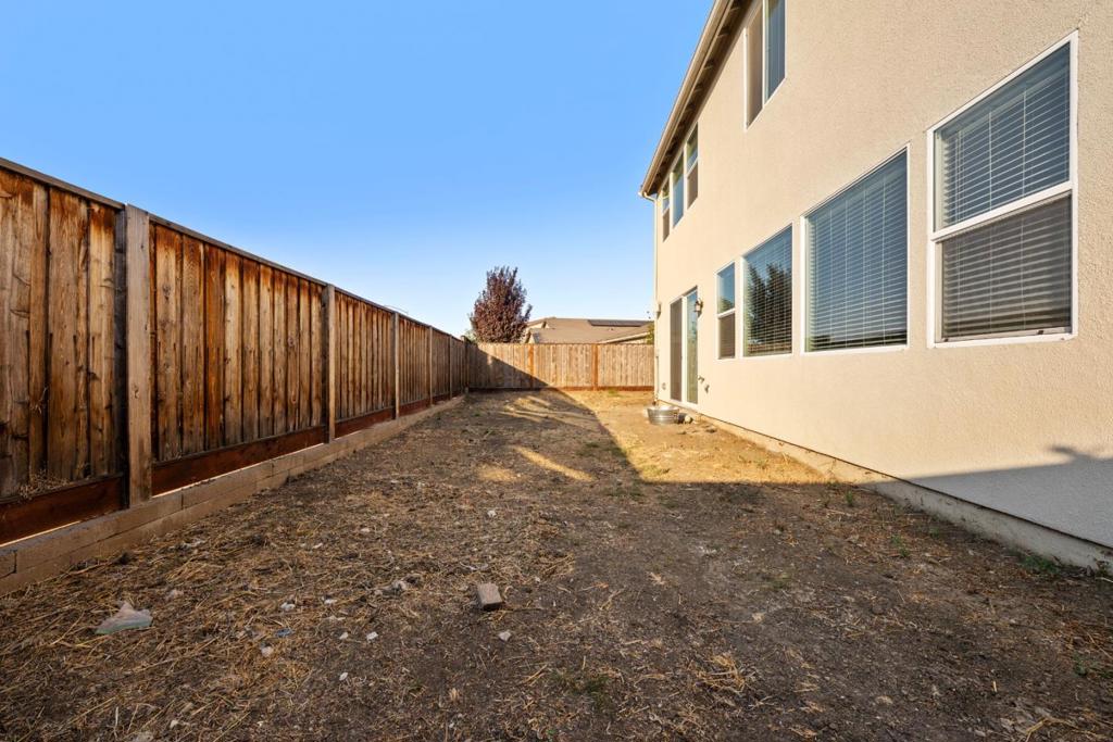 main property photo 70