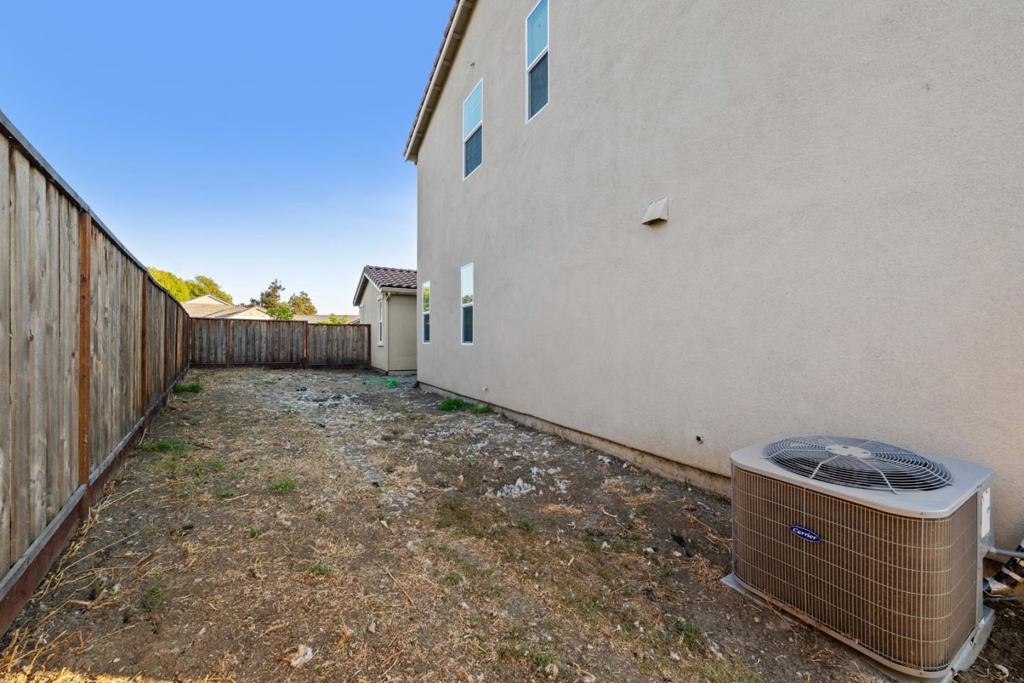 main property photo 73