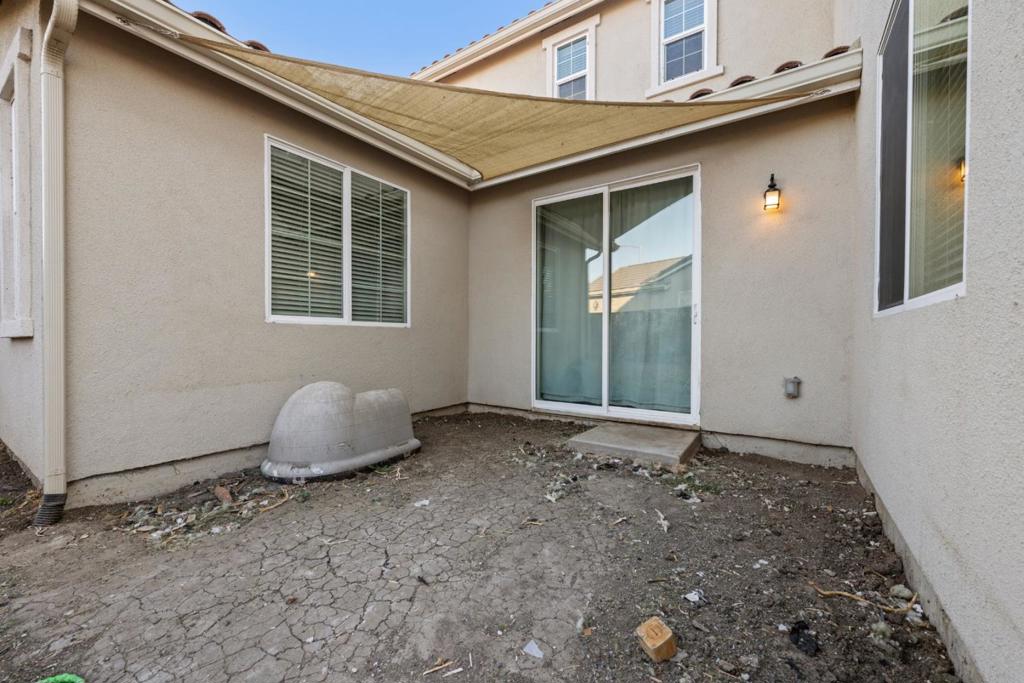 main property photo 75