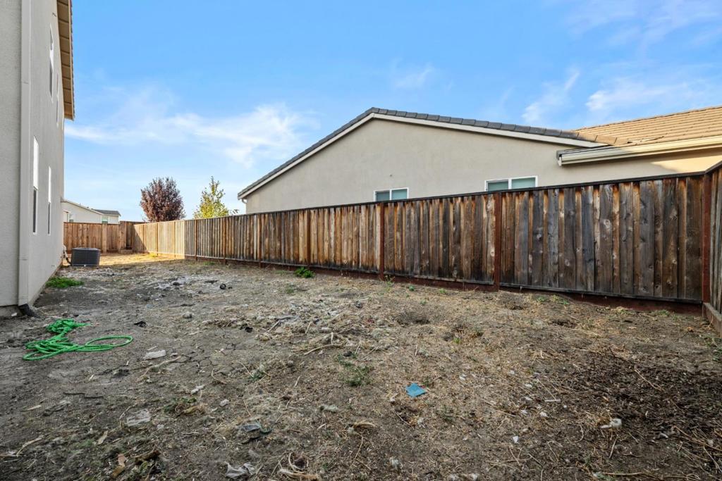 main property photo 77