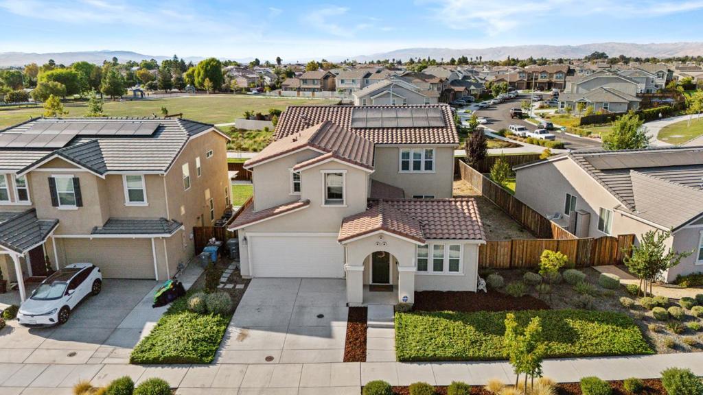 main property photo 81
