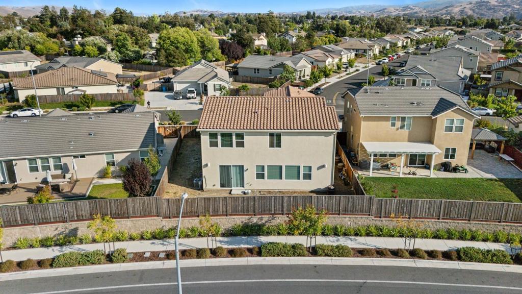 main property photo 84