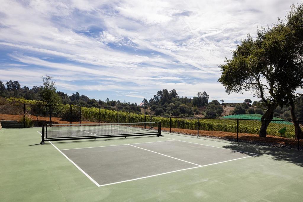 main property photo 33