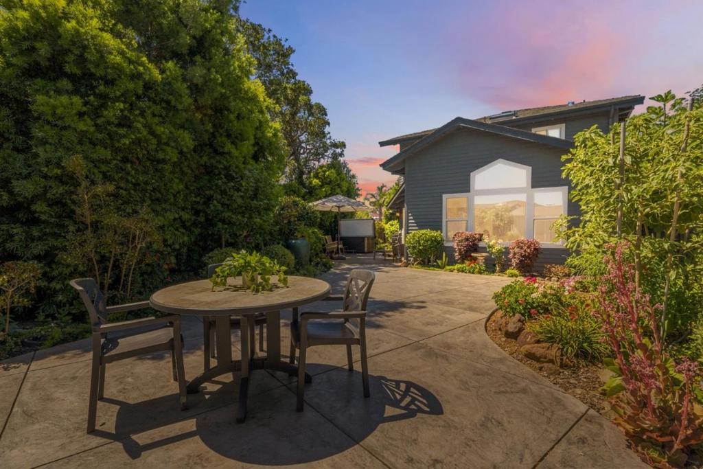 main property photo 59