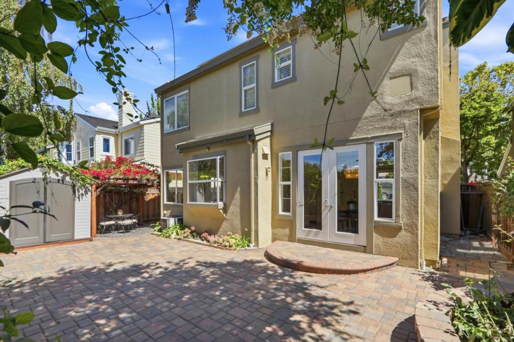 main property photo 54