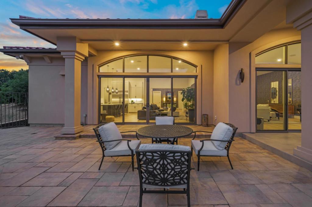 main property photo 89