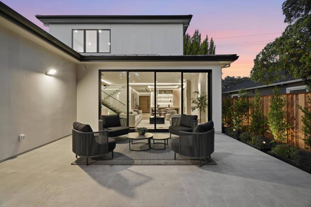 main property photo 67