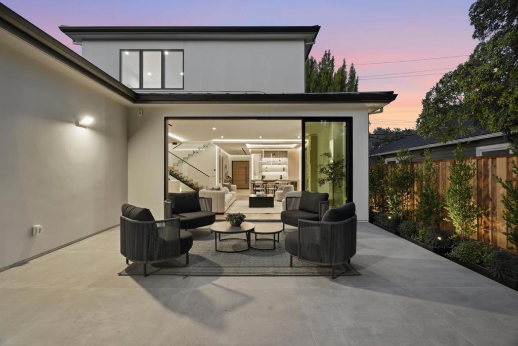 main property photo 68