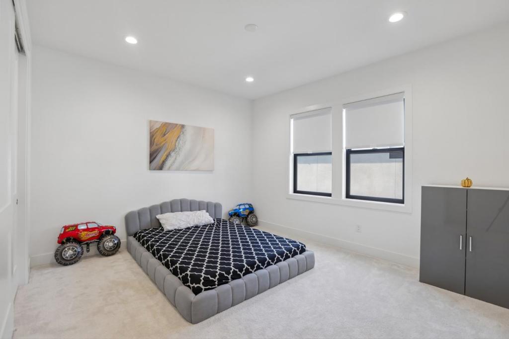 main property photo 65