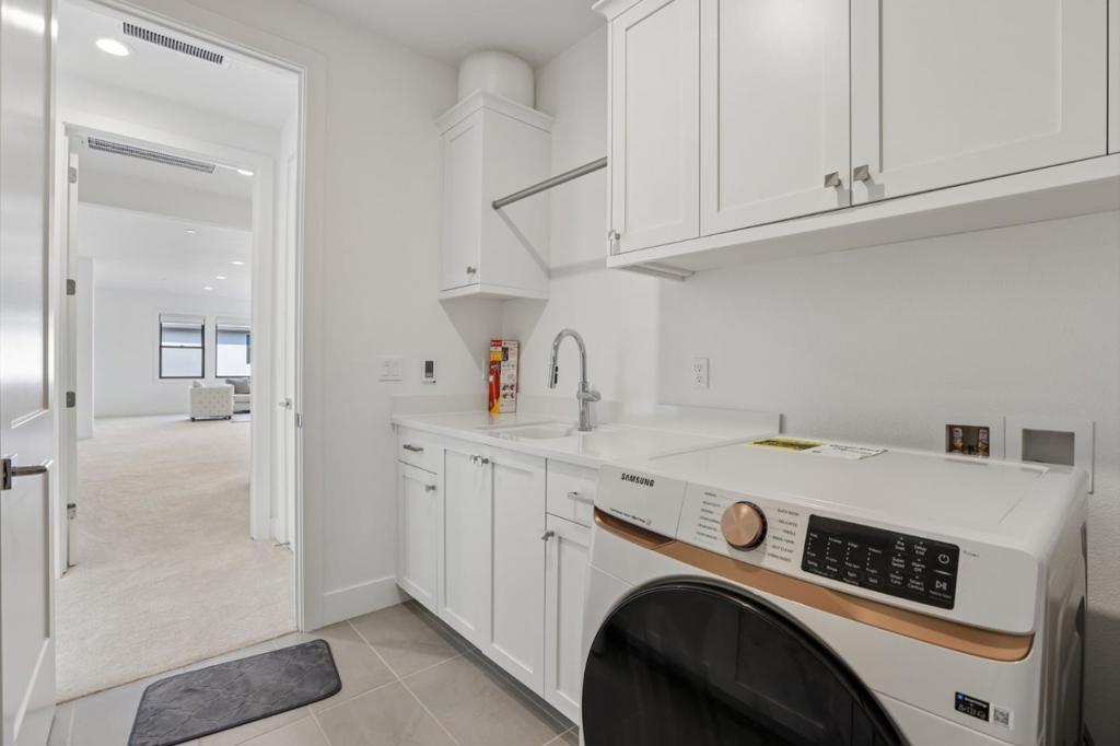 main property photo 74