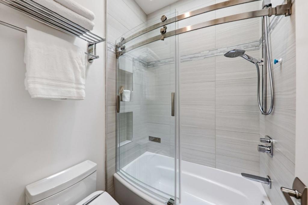 main property photo 69