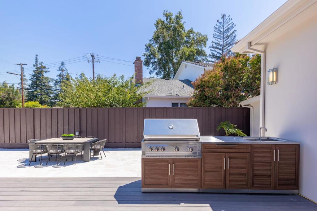 main property photo 96