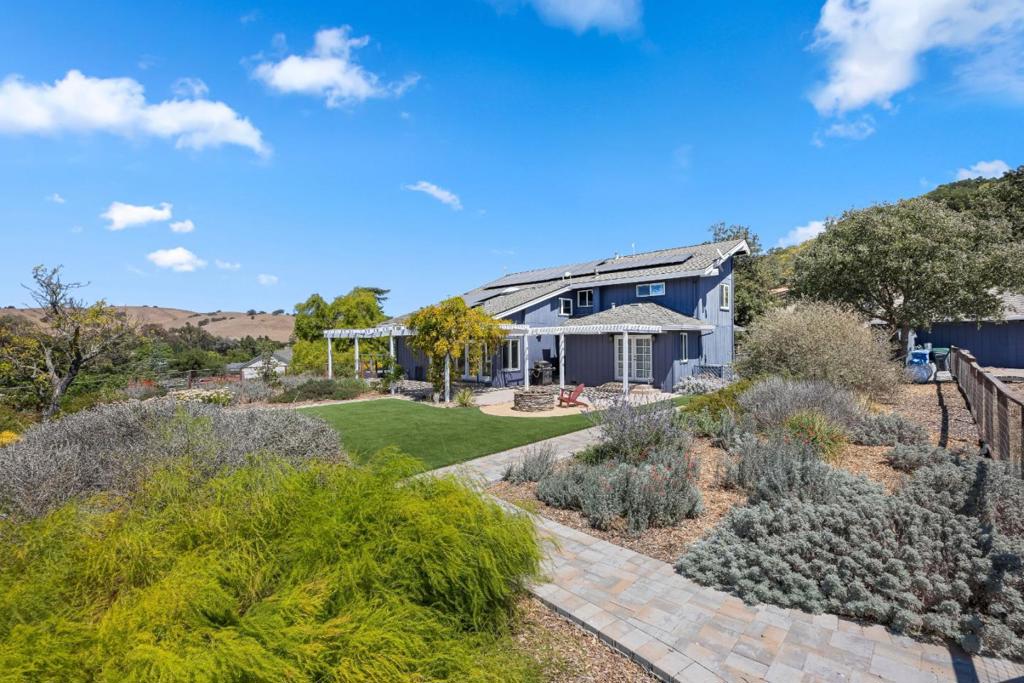 main property photo 39
