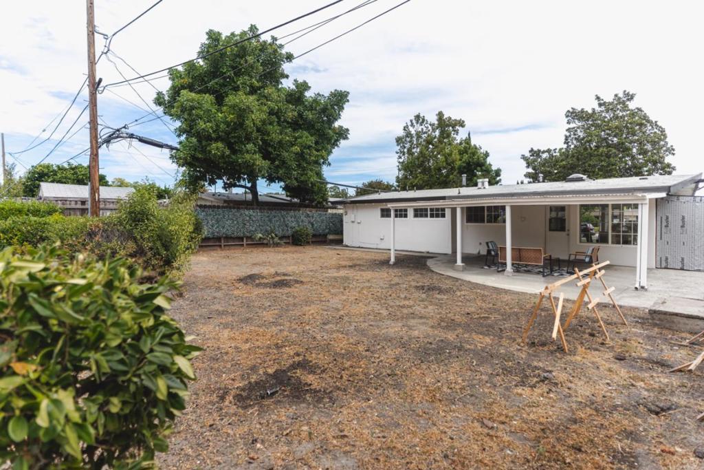 main property photo 77