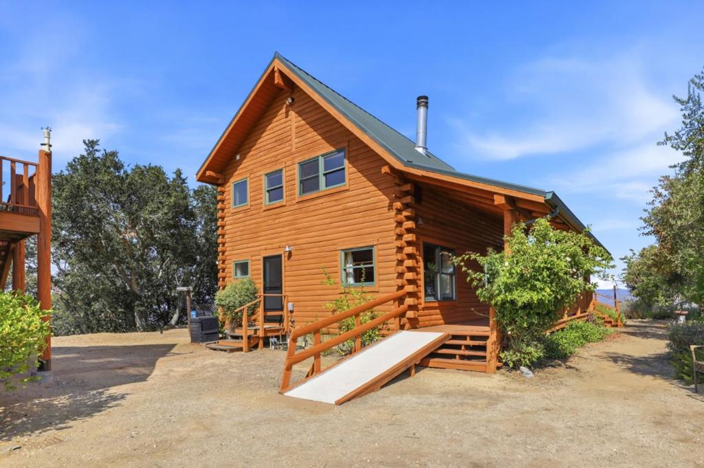 main property photo 4
