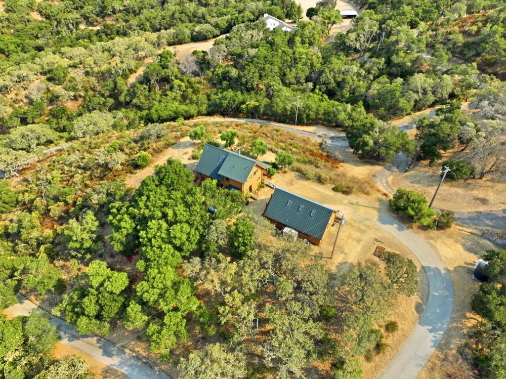 main property photo 50