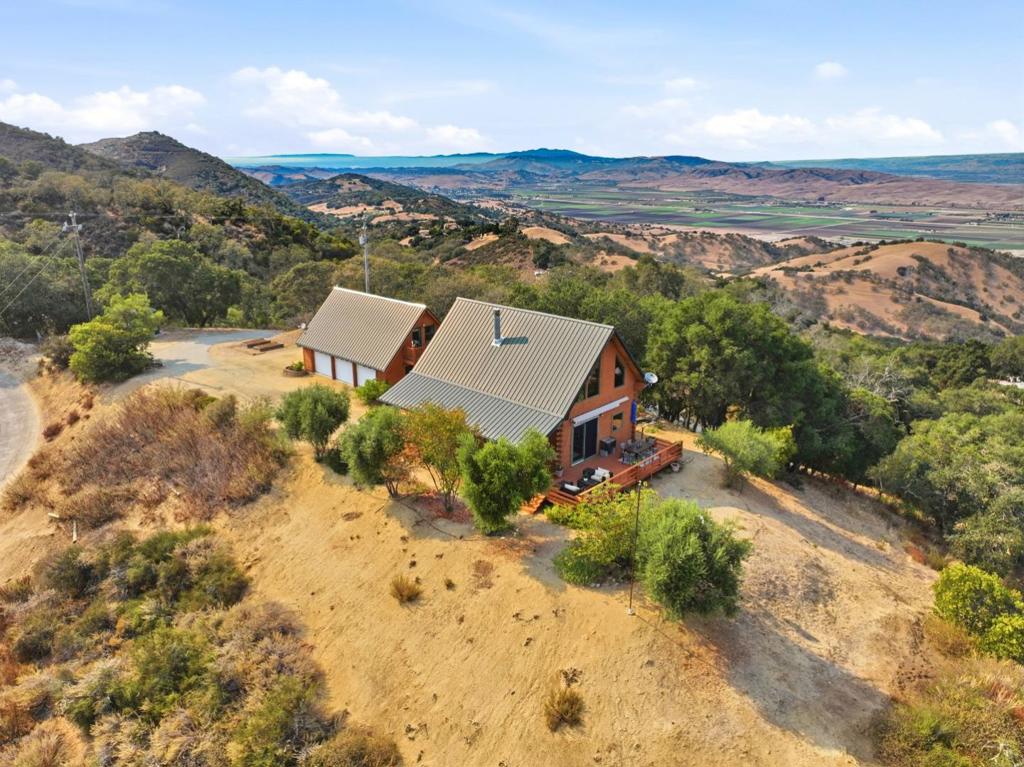 main property photo 59