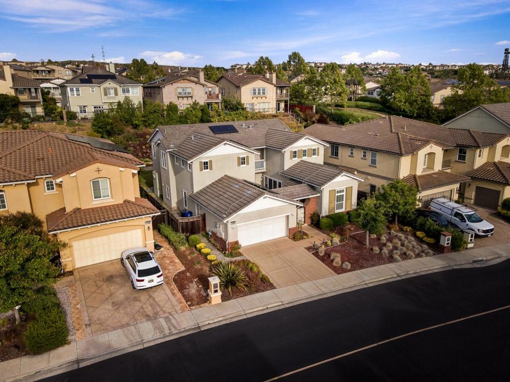 main property photo 72