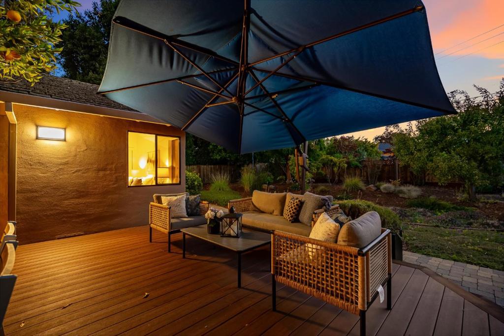 main property photo 66