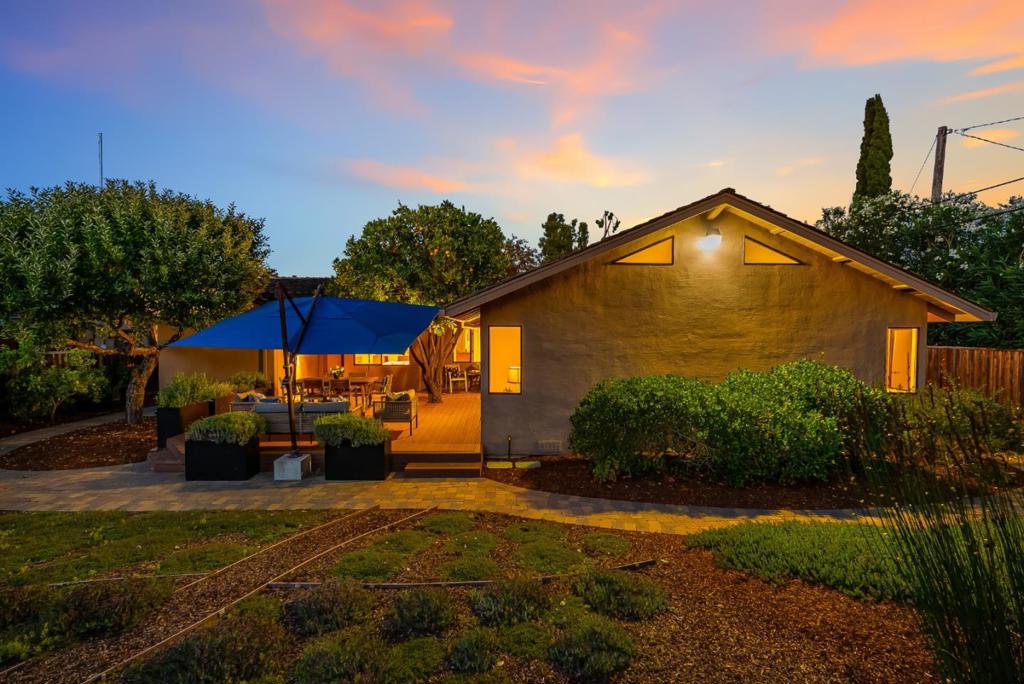 main property photo 68