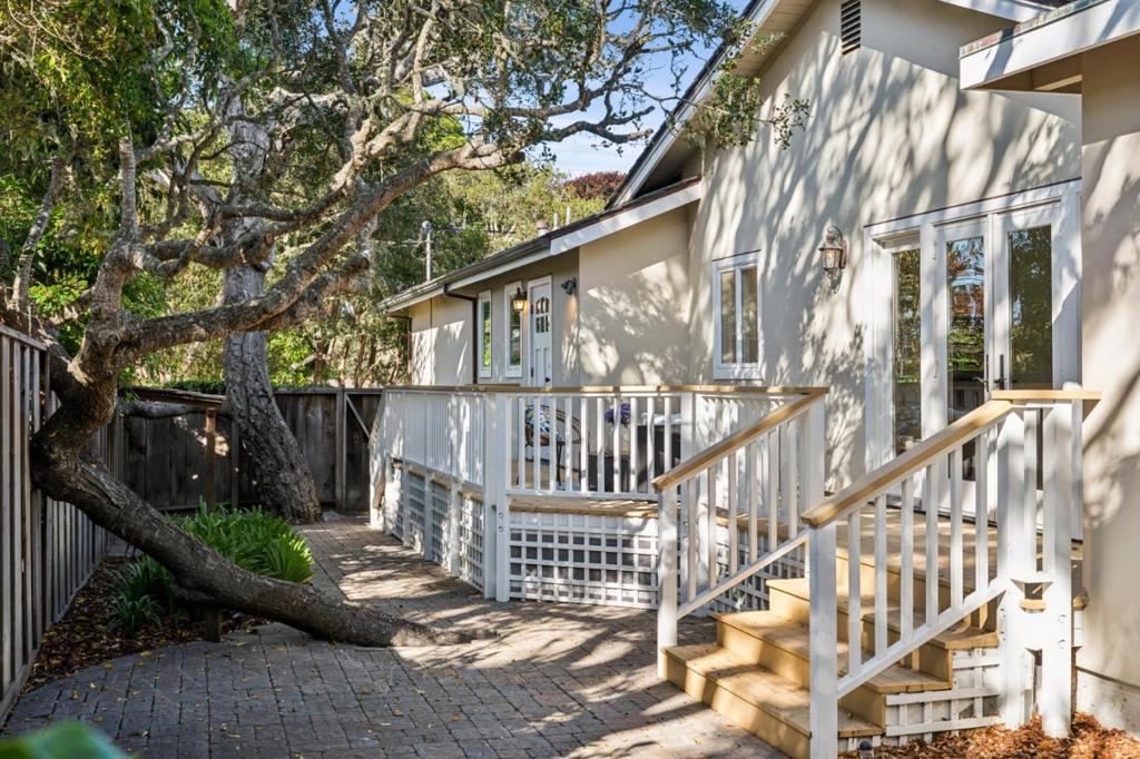 main property photo 59