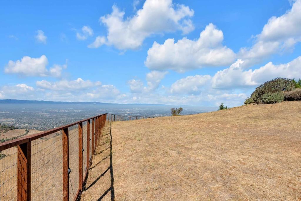 main property photo 59
