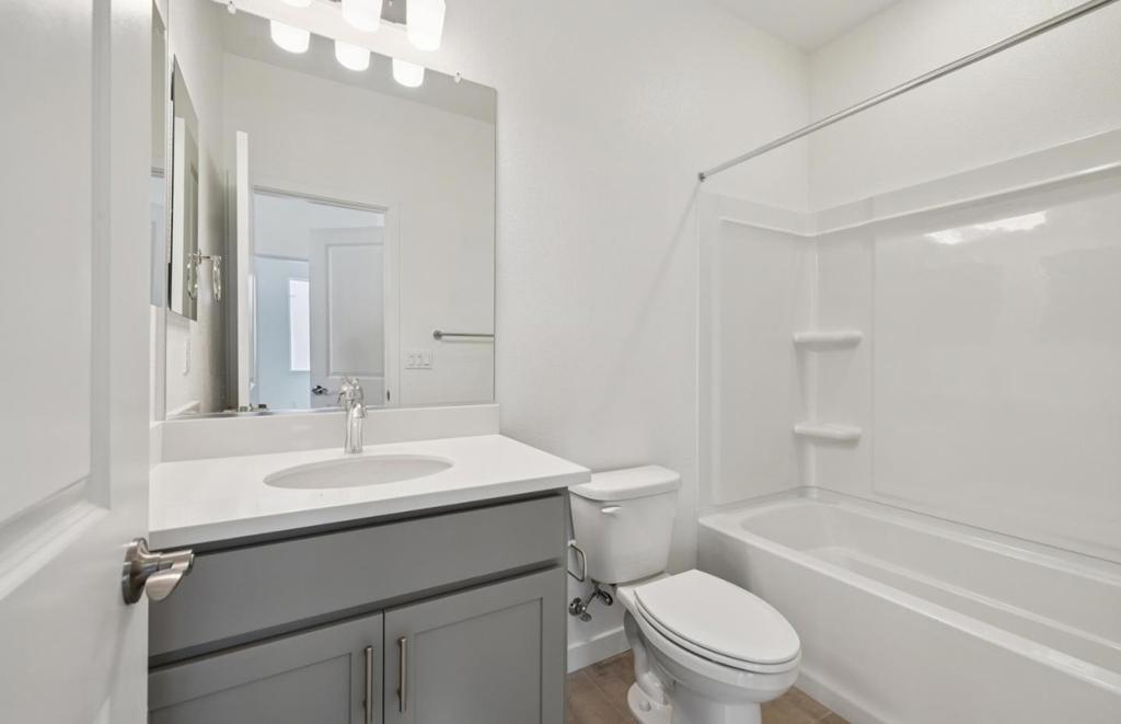 main property photo 65