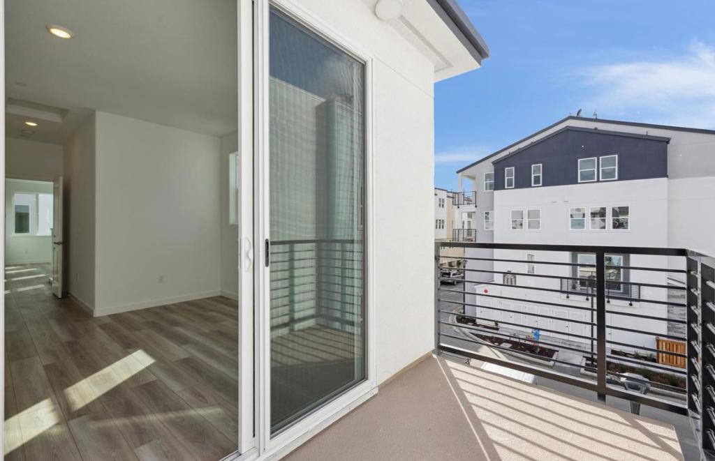 main property photo 73