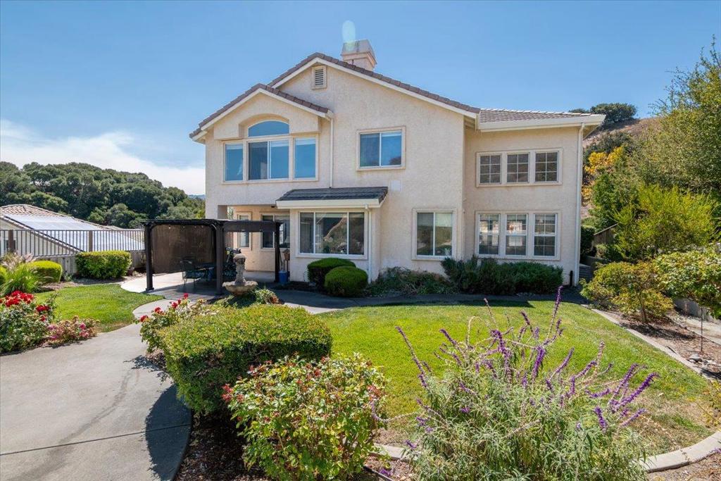main property photo 37