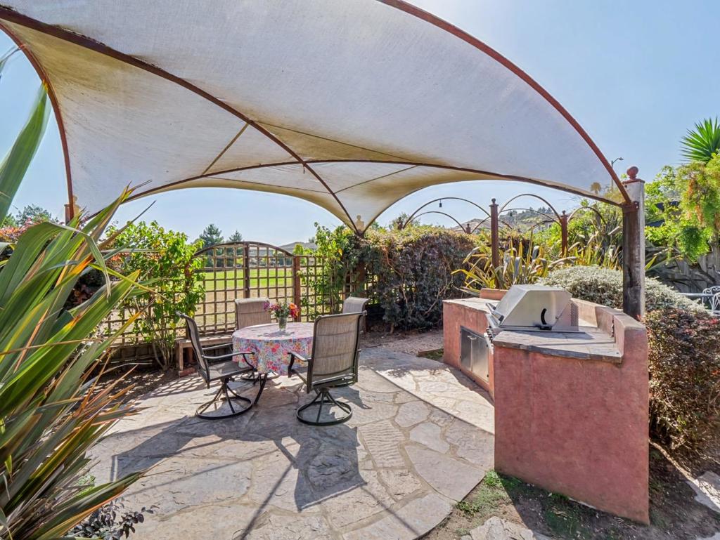 main property photo 49