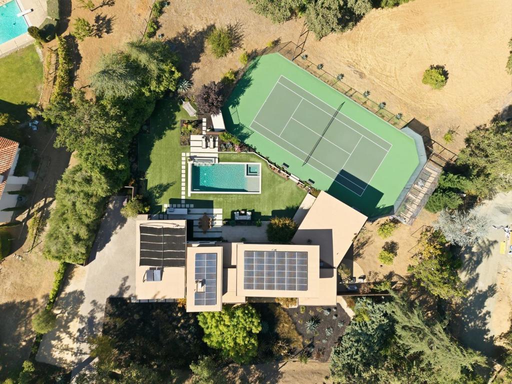 main property photo 66