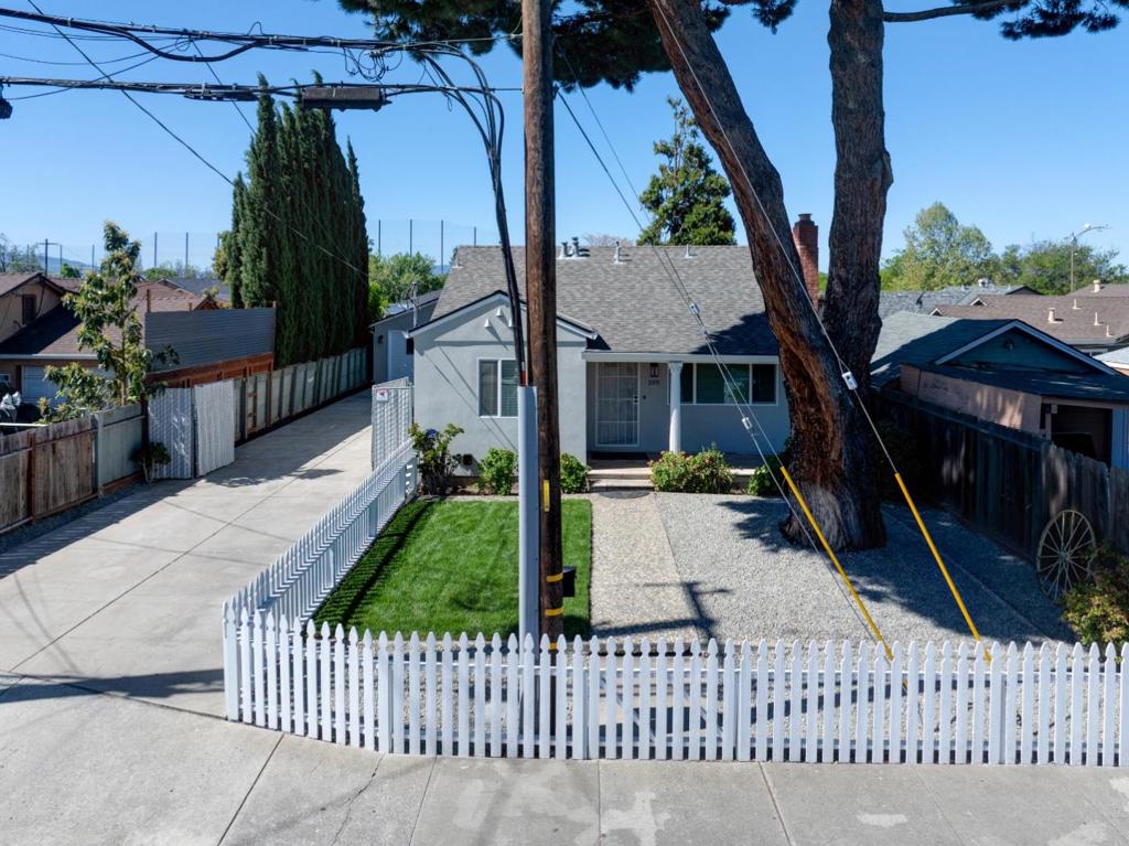 main property photo 53