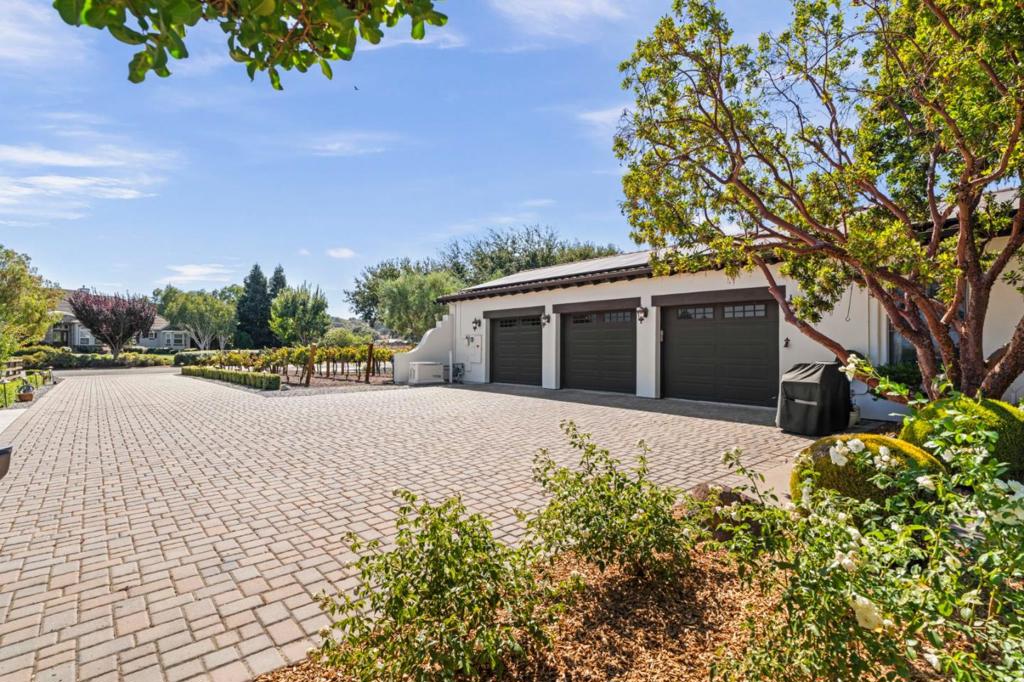 main property photo 65