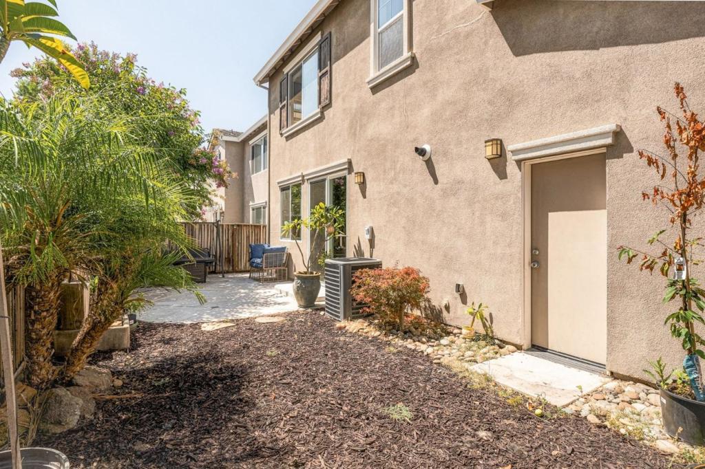 main property photo 52
