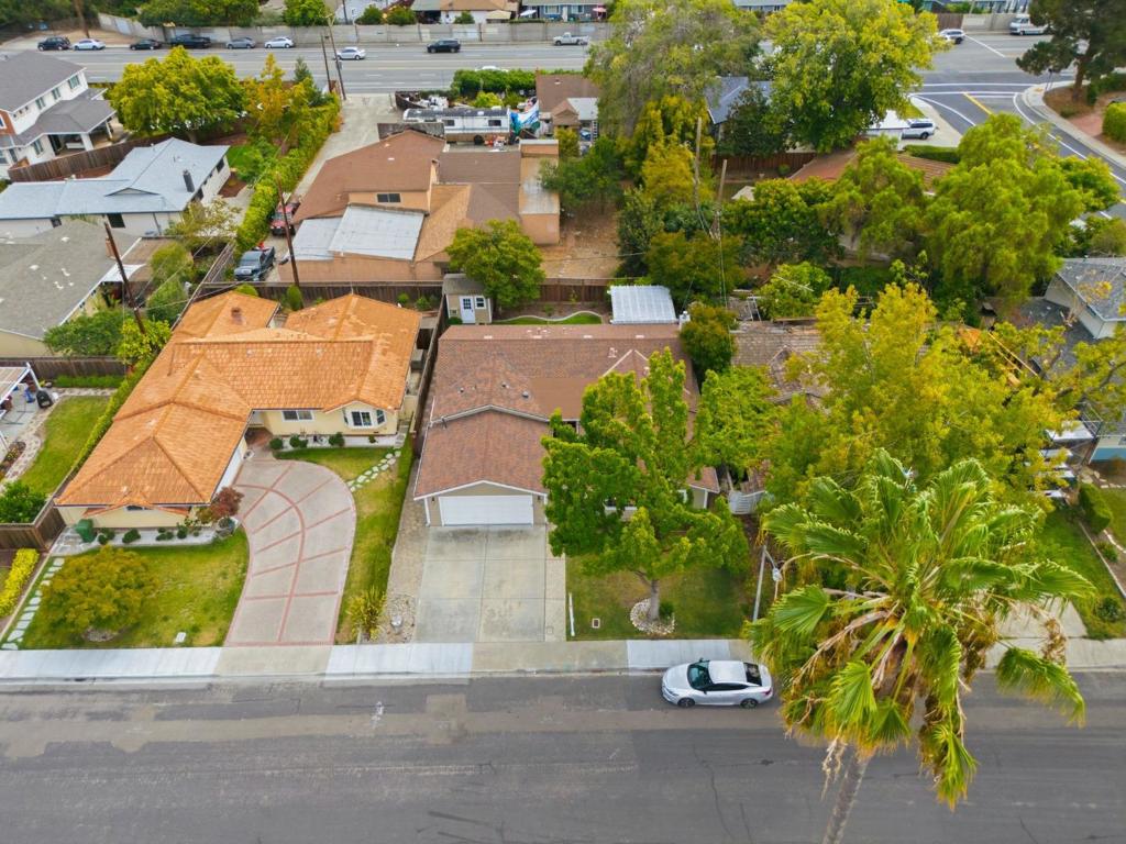 main property photo 57
