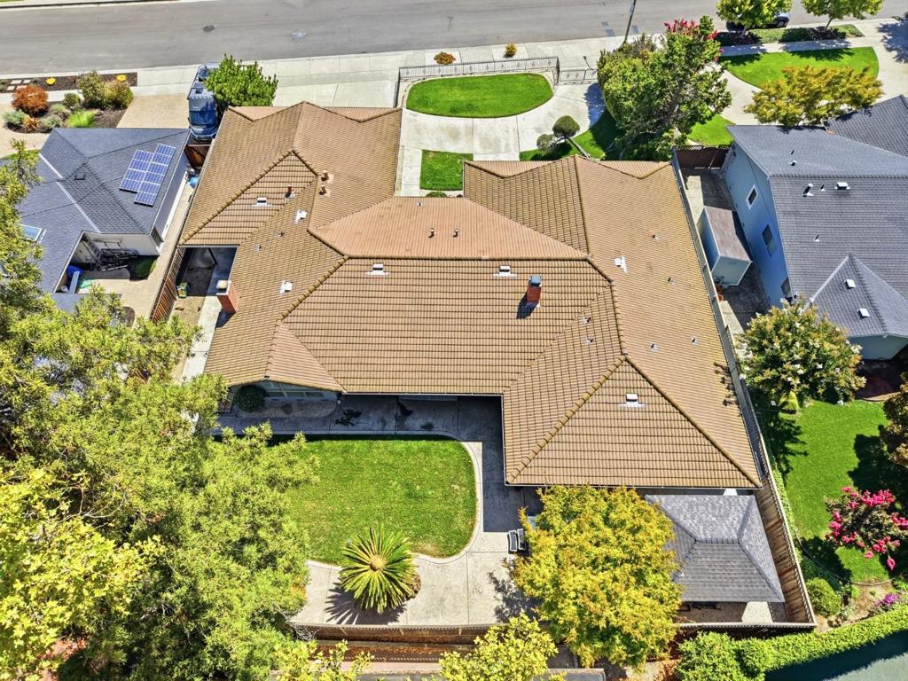 main property photo 64