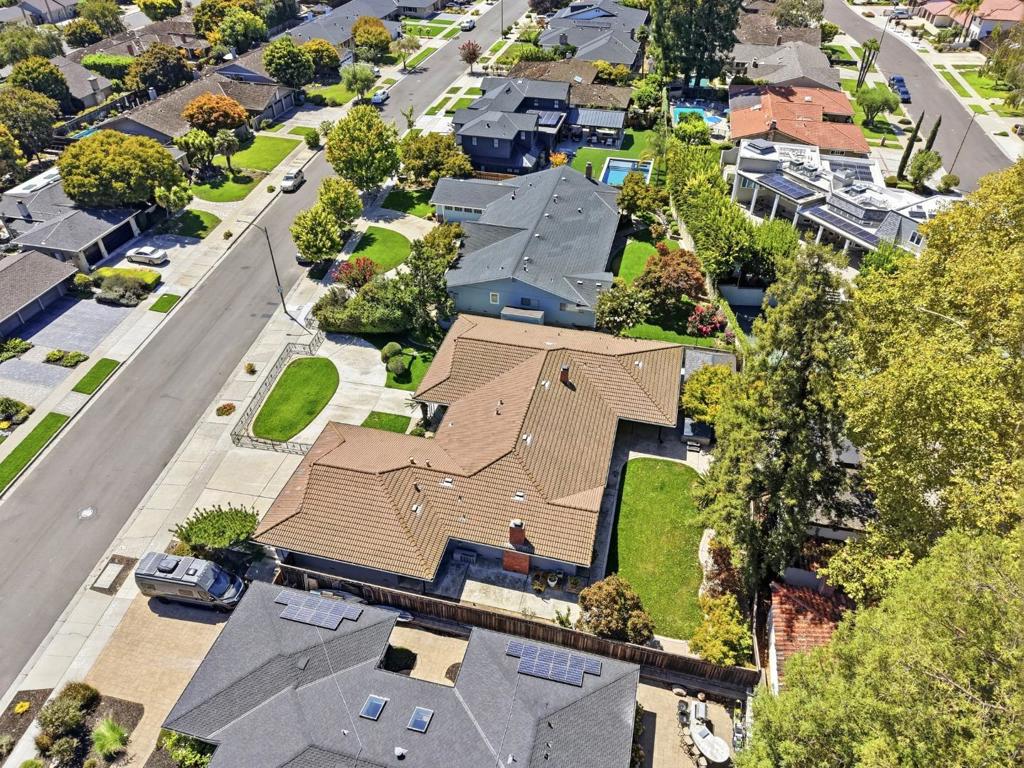 main property photo 67