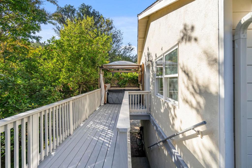 main property photo 49