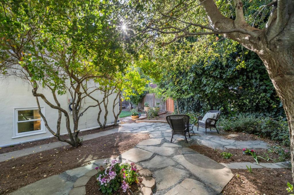 main property photo 60