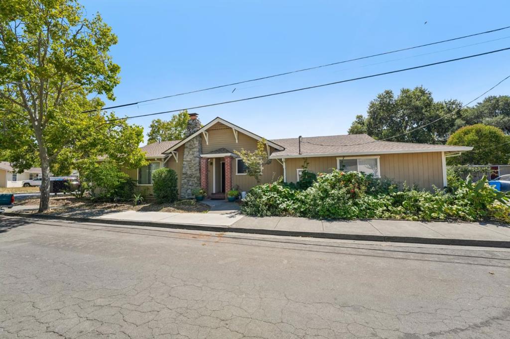 main property photo 64