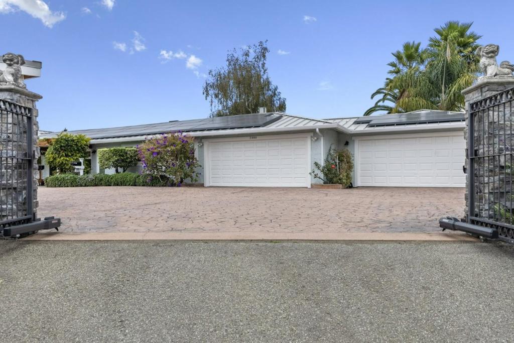 main property photo 125